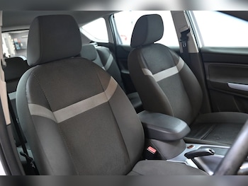 Used Ford Kuga 2011 for sale - 77693510: Photo