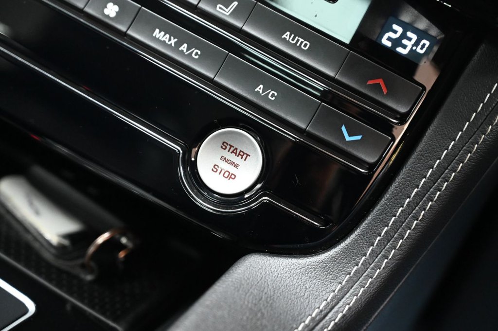 Used Jaguar F-Pace 2018 for sale - 77719658: Photo 18