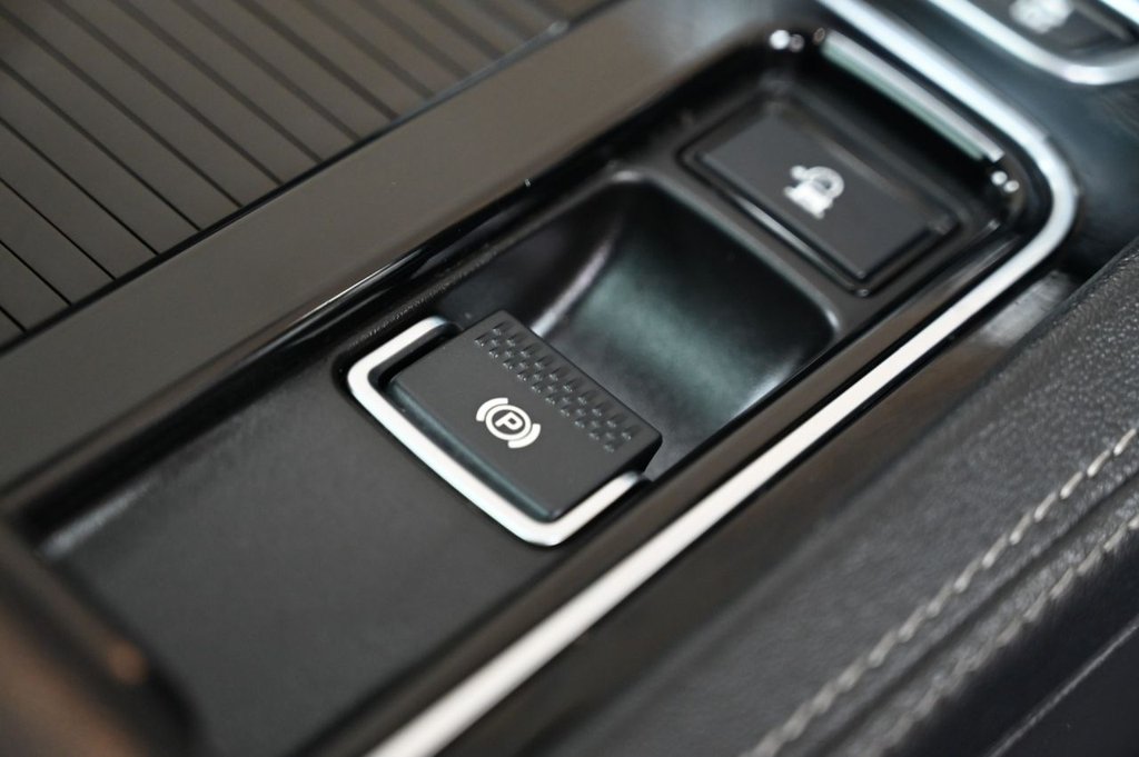 Used Jaguar F-Pace 2018 for sale - 77719658: Photo 21