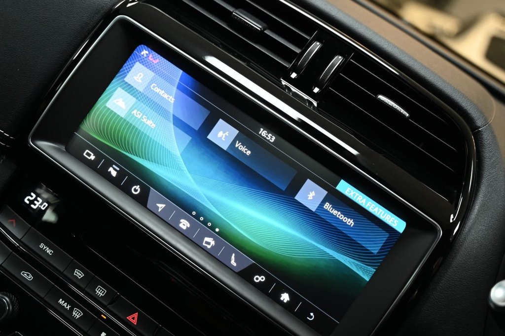 Used Jaguar F-Pace 2018 for sale - 77719658: Photo 28