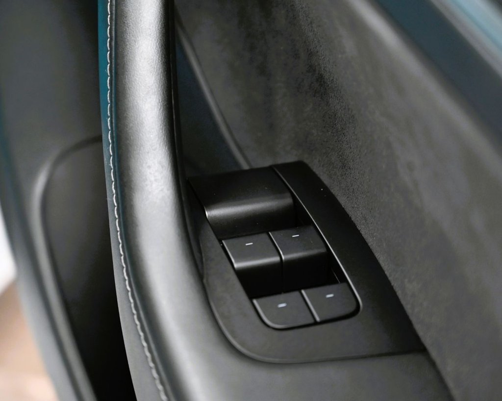 Used Tesla Model 3 2021 for sale - 77627367: Photo 24