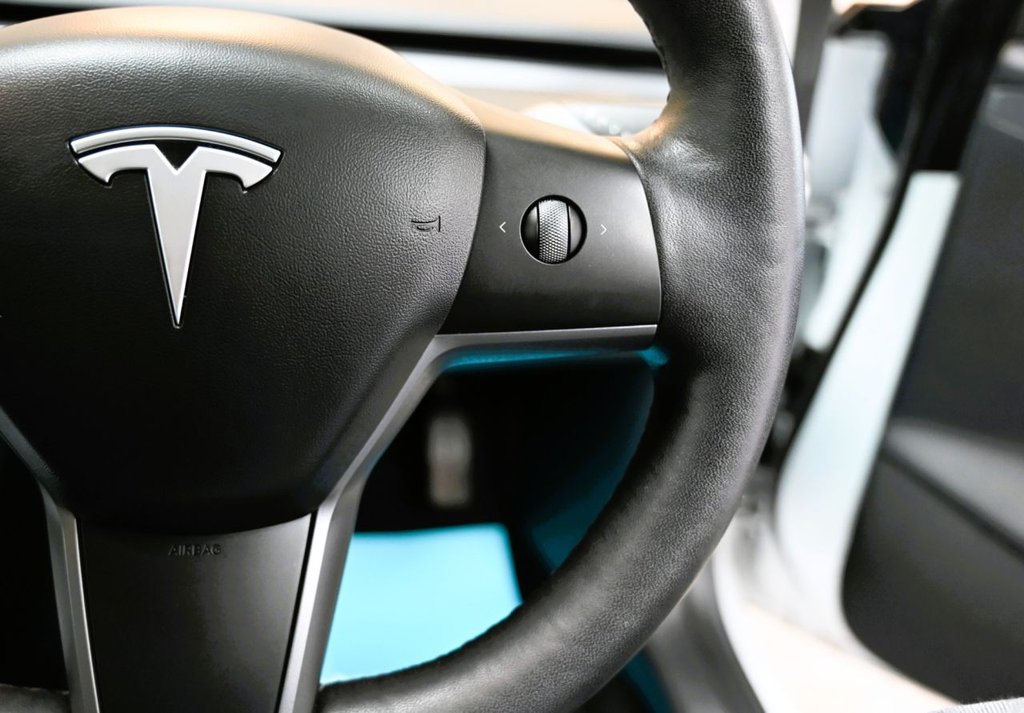 Used Tesla Model 3 2021 for sale - 77627367: Photo 27