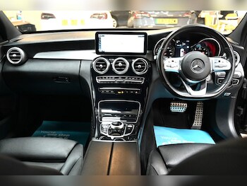 Used Mercedes-Benz C Class 2019 for sale - 78387207: Photo