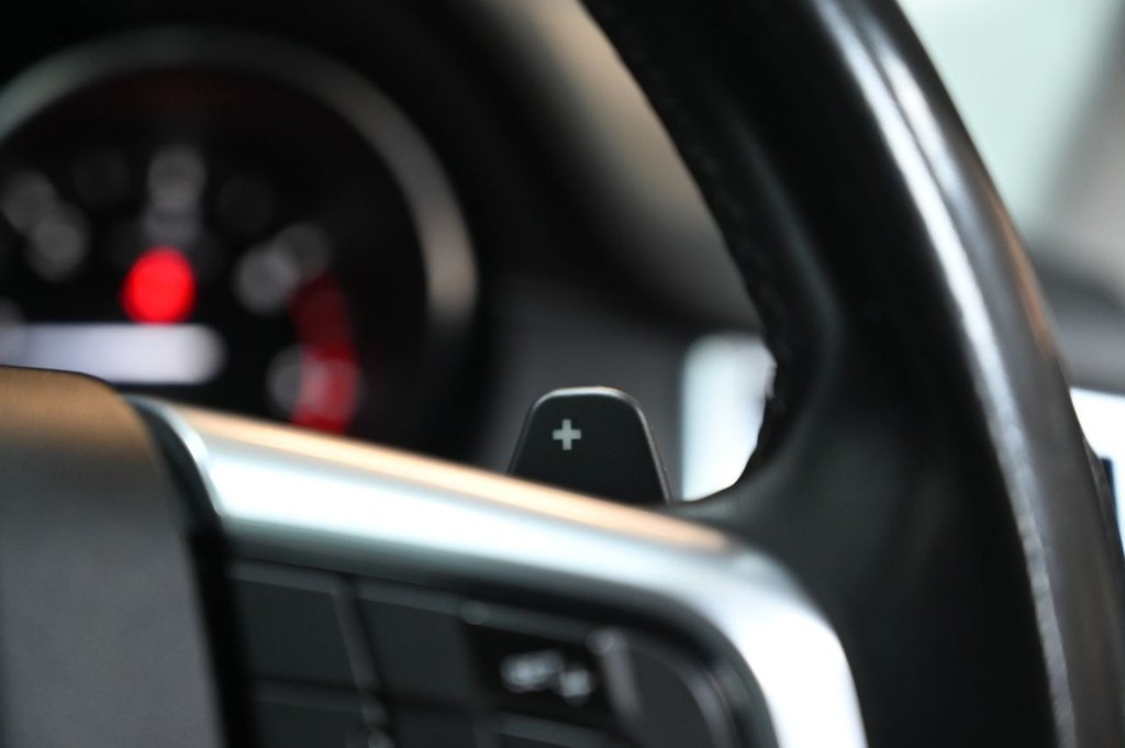 Used Land Rover Discovery Sport 2018 for sale - 76703812: Photo 16