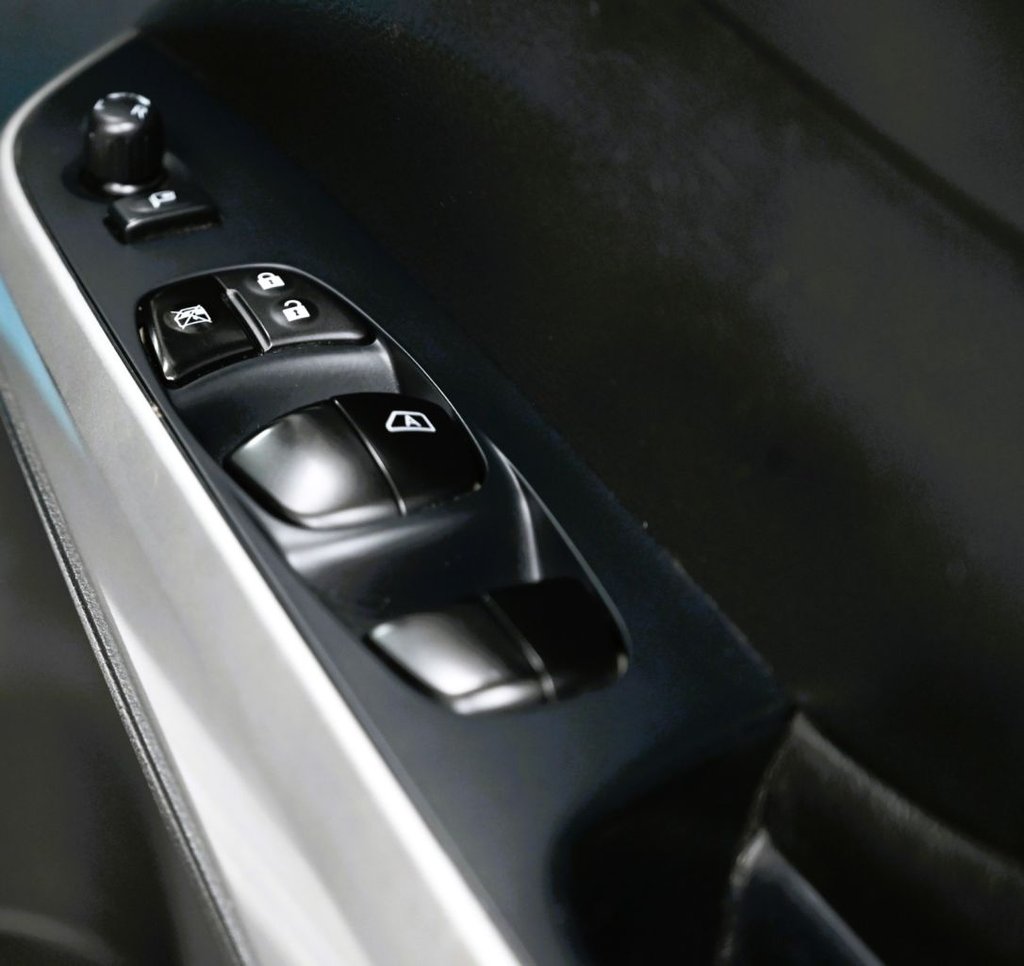 Used Nissan Navara 2018 for sale - 77239379: Photo 18