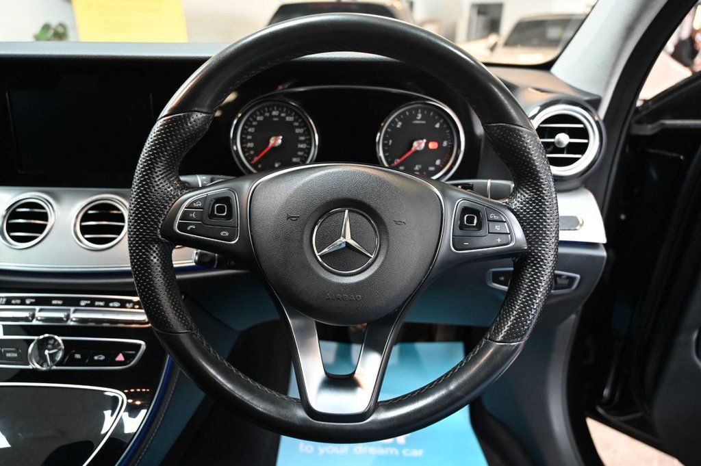 Used Mercedes-Benz E Class 2016 for sale - 76623263: Photo 11