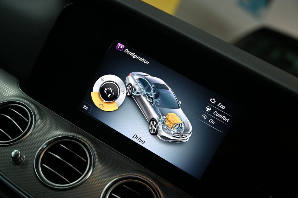 Used Mercedes-Benz E Class 2016 for sale - 76623263: Photo 28