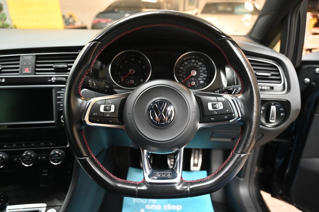 Used Volkswagen Golf 2016 for sale - 76586672: Photo 11