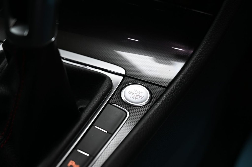 Used Volkswagen Golf 2016 for sale - 76586672: Photo 12