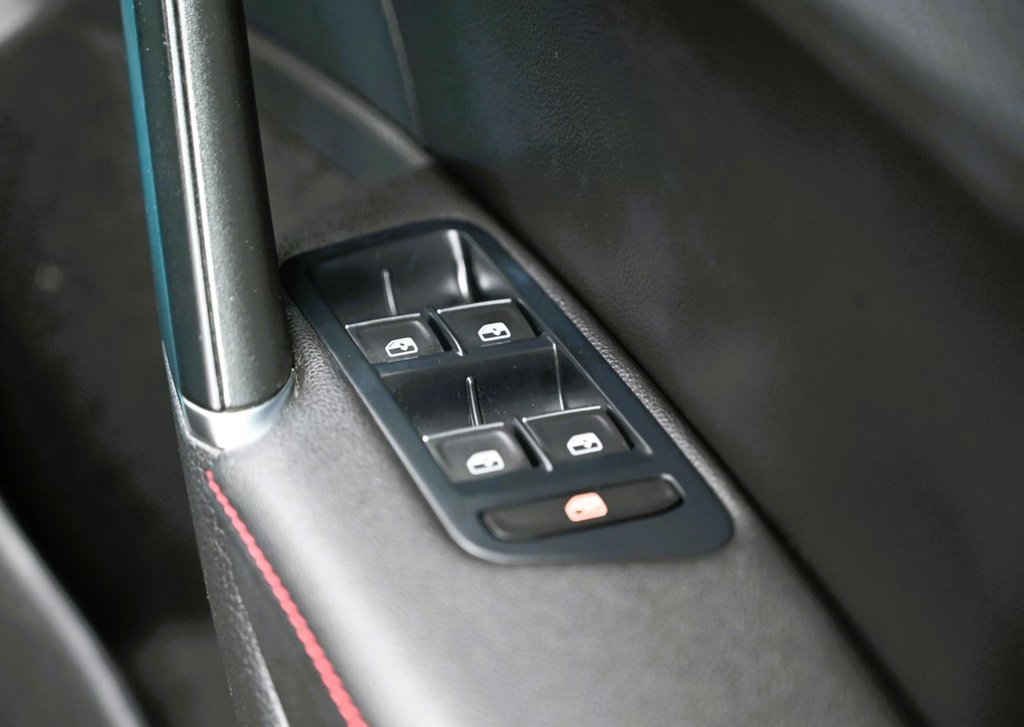 Used Volkswagen Golf 2016 for sale - 76586672: Photo 28