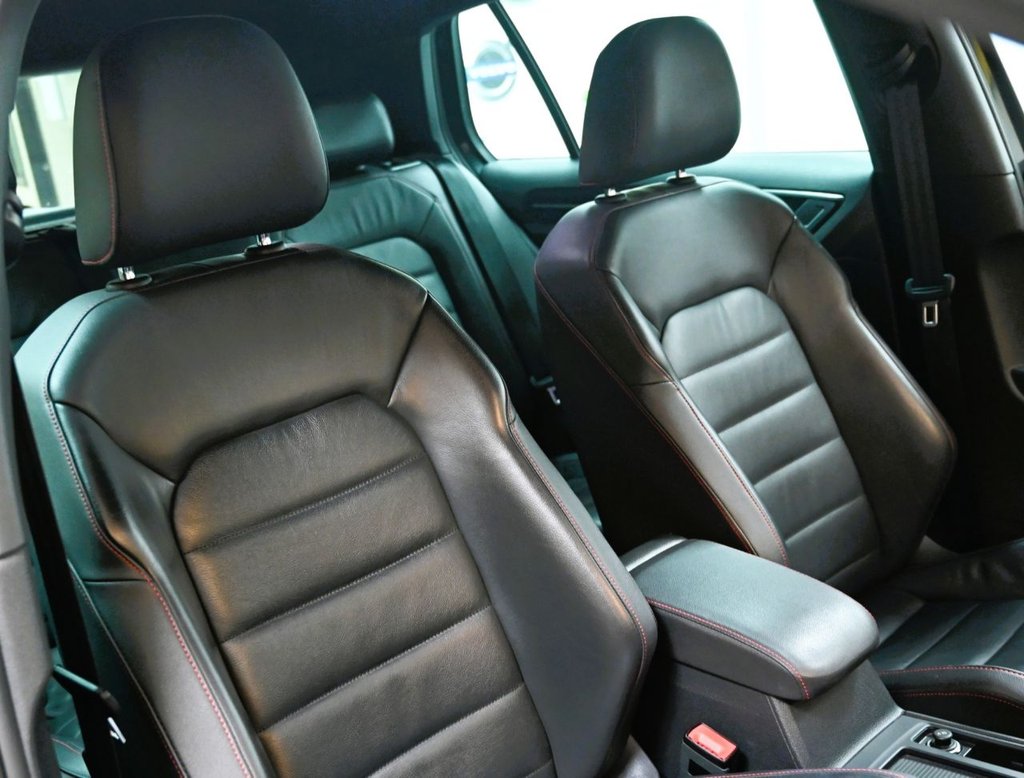 Used Volkswagen Golf 2016 for sale - 76586672: Photo 4