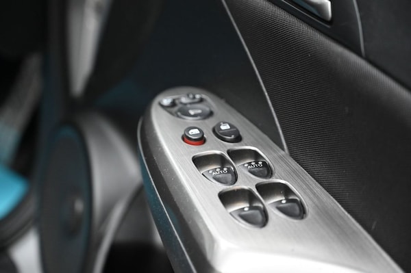 Used Honda Civic 2010 for sale - 76261355: Photo 12