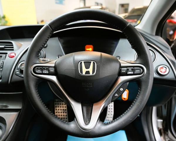 Used Honda Civic 2010 for sale - 76261355: Photo 14