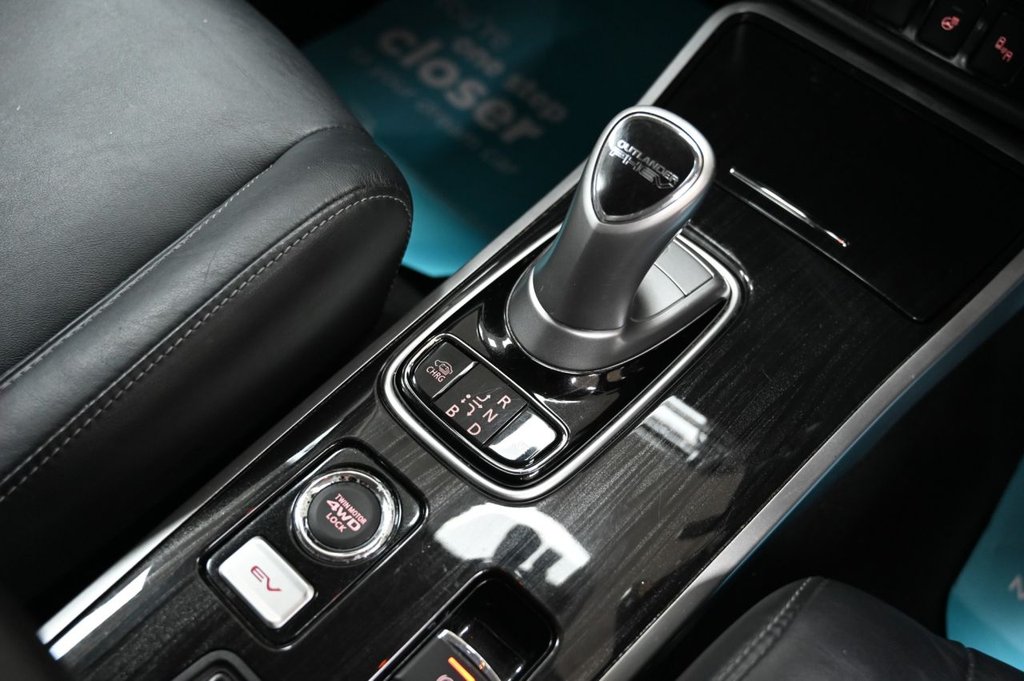 Used Mitsubishi Outlander 2017 for sale - 76482106: Photo 25