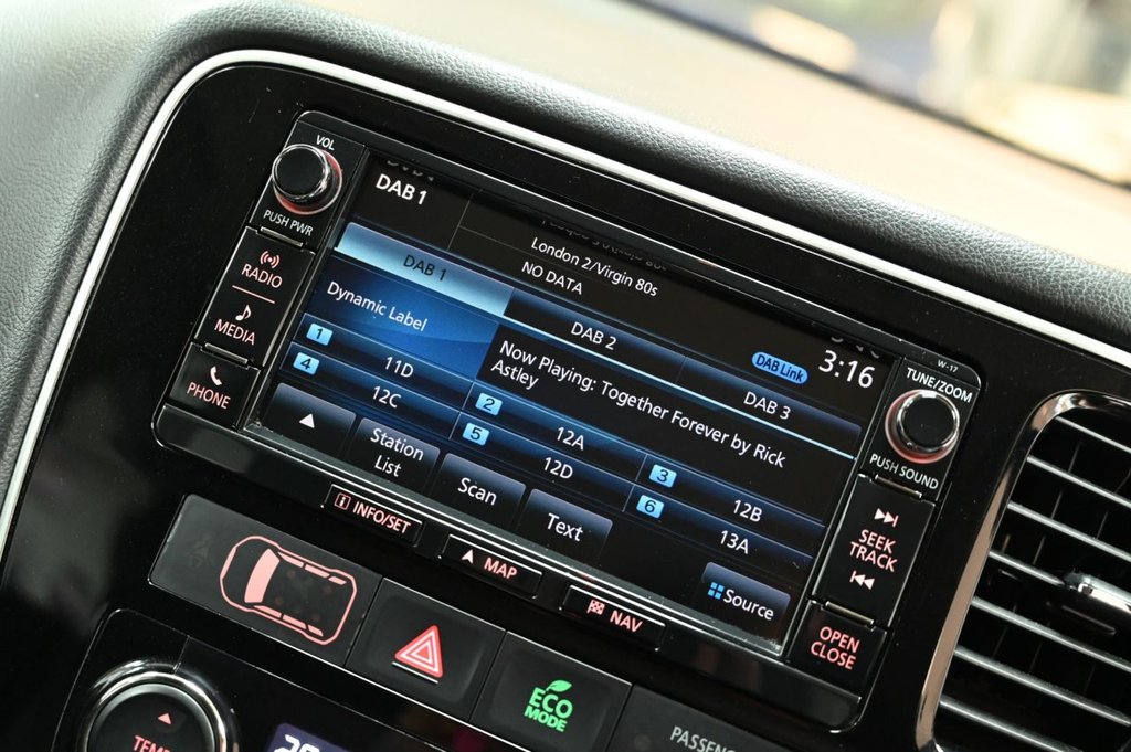 Used Mitsubishi Outlander 2017 for sale - 76482106: Photo 27