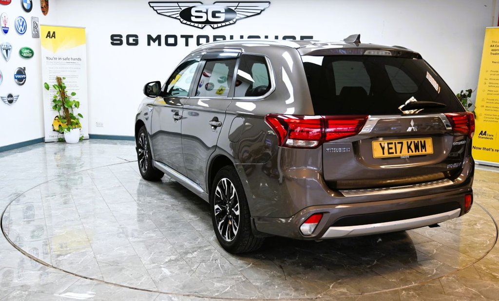 Used Mitsubishi Outlander 2017 for sale - 76482106: Photo 40