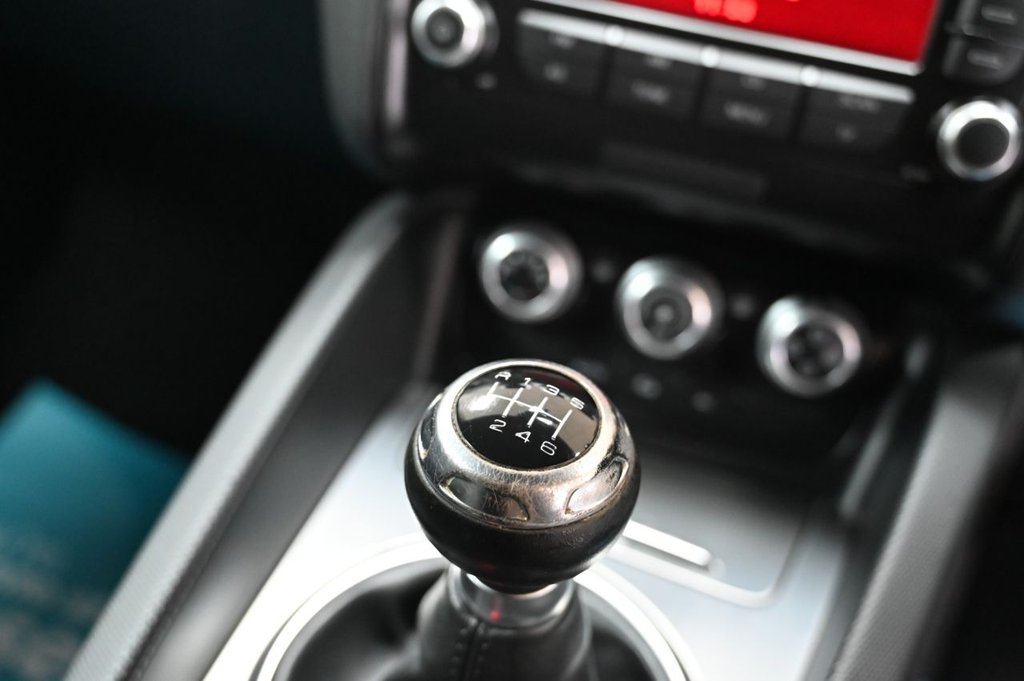 Used Audi TT 2010 for sale - 77280828: Photo 5