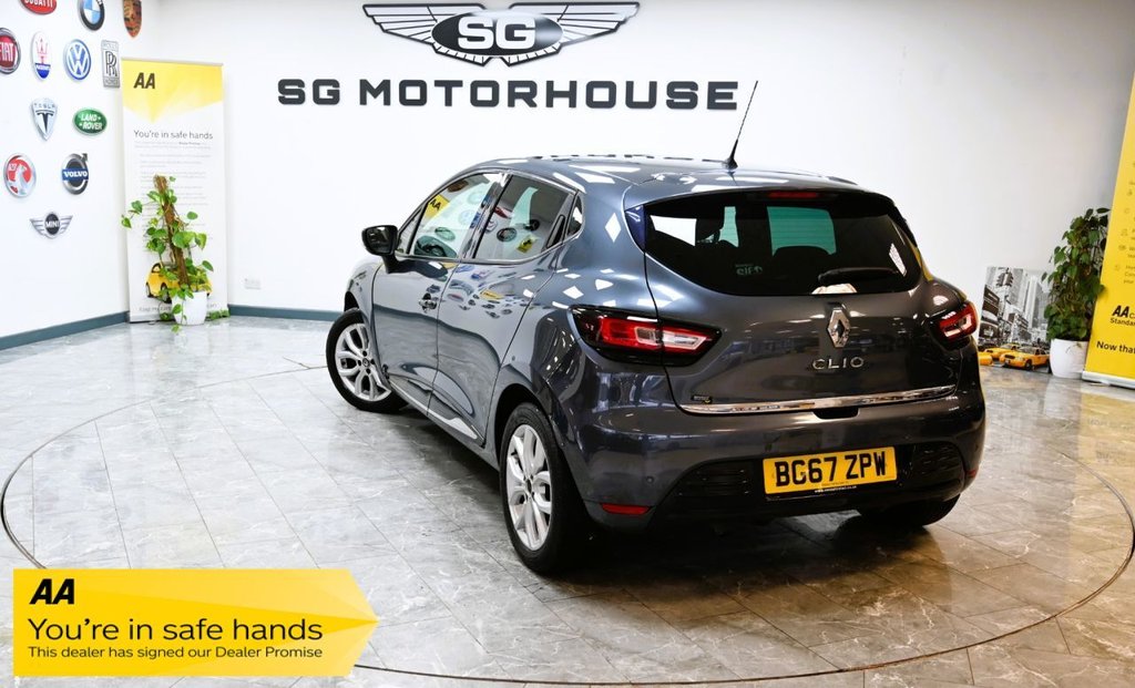 Used Renault Clio 2017 for sale - 77249777: Photo 2