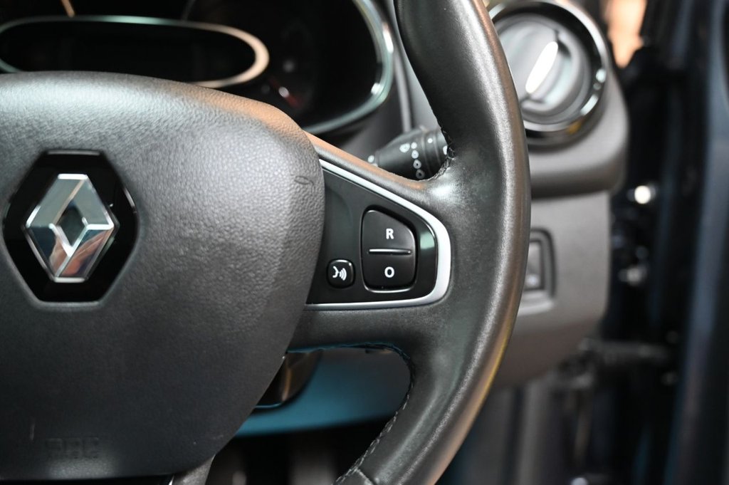 Used Renault Clio 2017 for sale - 77249777: Photo 24