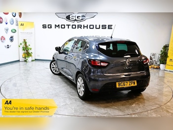 Used Renault Clio 2017 for sale - 77249777: Photo
