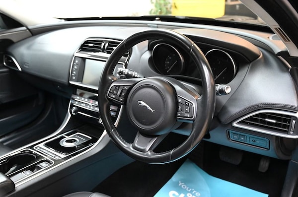 Used Jaguar XE 2017 for sale - 76313137: Photo 24