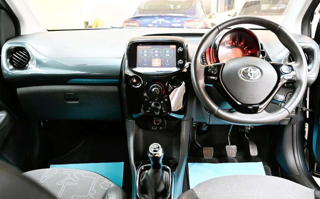 Used Toyota AYGO 2014 for sale - 76514567: Photo 3