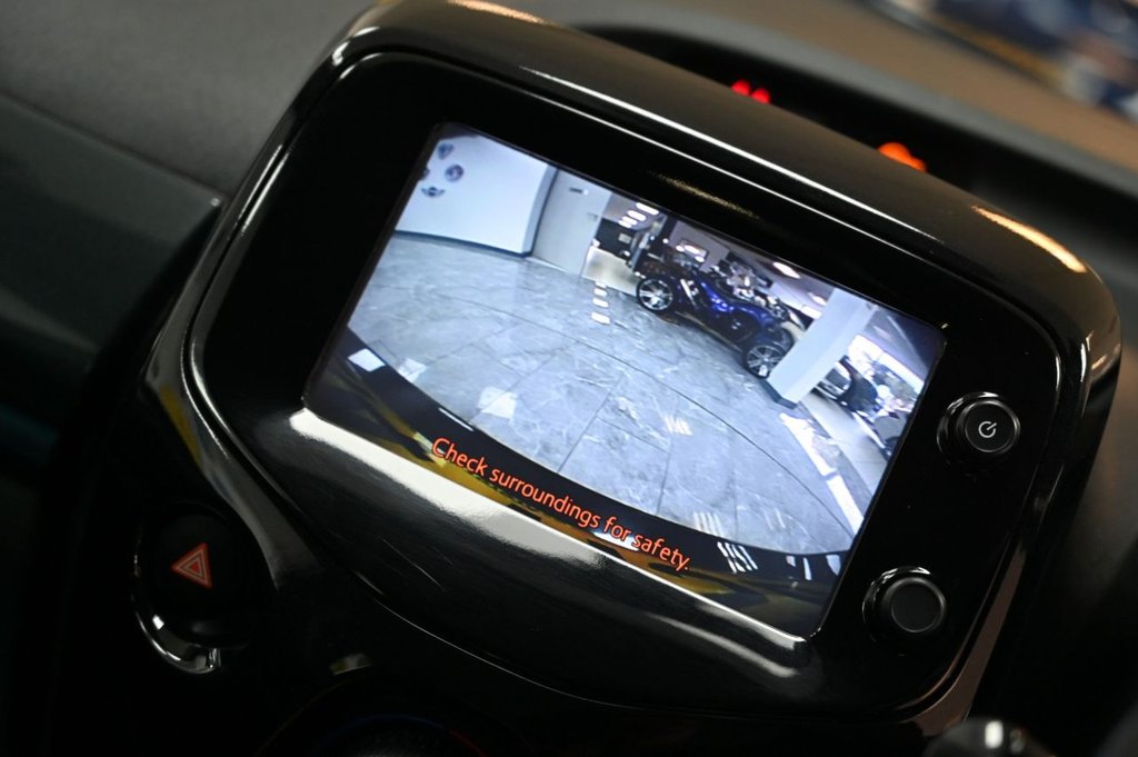 Used Toyota AYGO 2014 for sale - 76514567: Photo 5