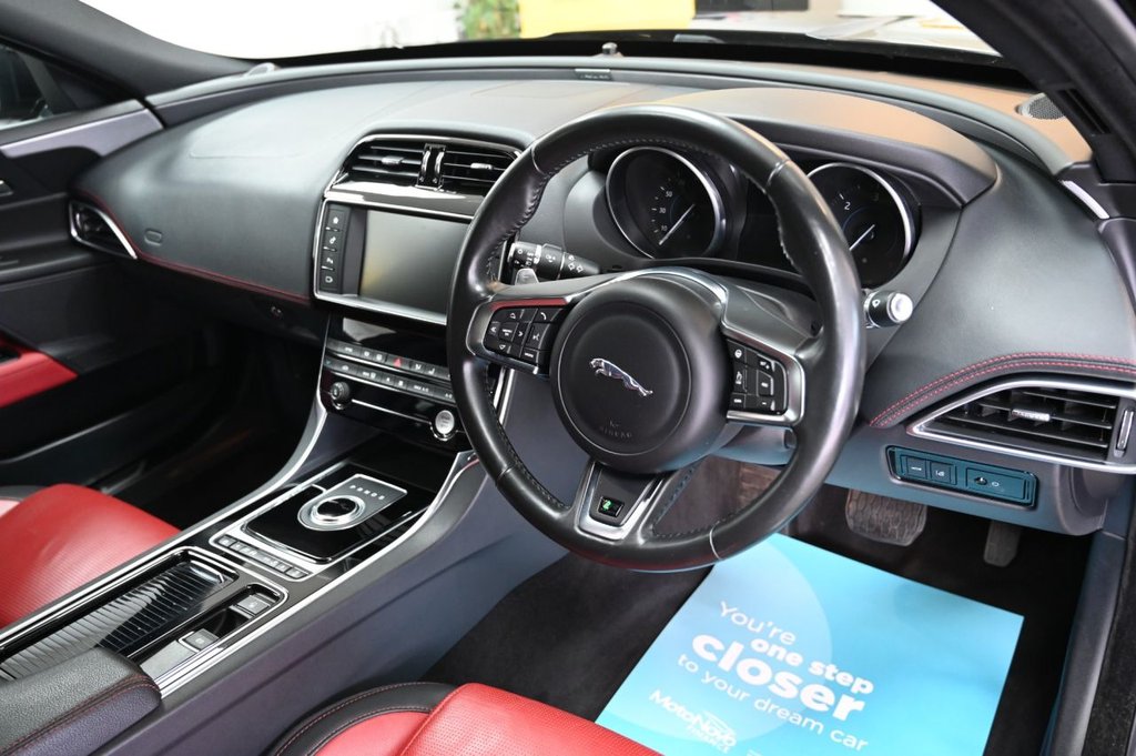 Used Jaguar XE 2018 for sale - 78036464: Photo 15