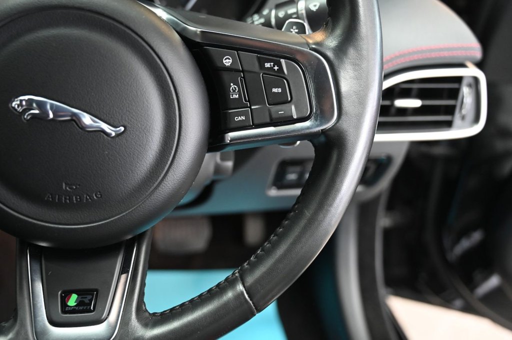 Used Jaguar XE 2018 for sale - 78036464: Photo 23