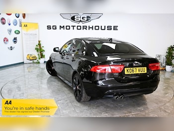 Used Jaguar XE 2018 for sale - 78036464: Photo