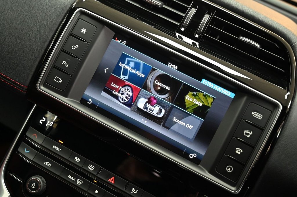 Used Jaguar XE 2018 for sale - 78036464: Photo 31