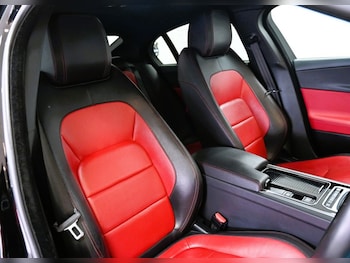 Used Jaguar XE 2018 for sale - 78036464: Photo