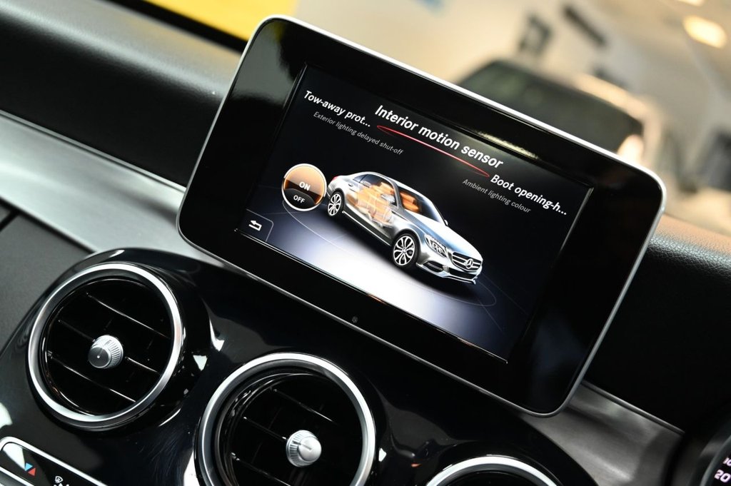 Used Mercedes-Benz C Class 2018 for sale - 77313291: Photo 38