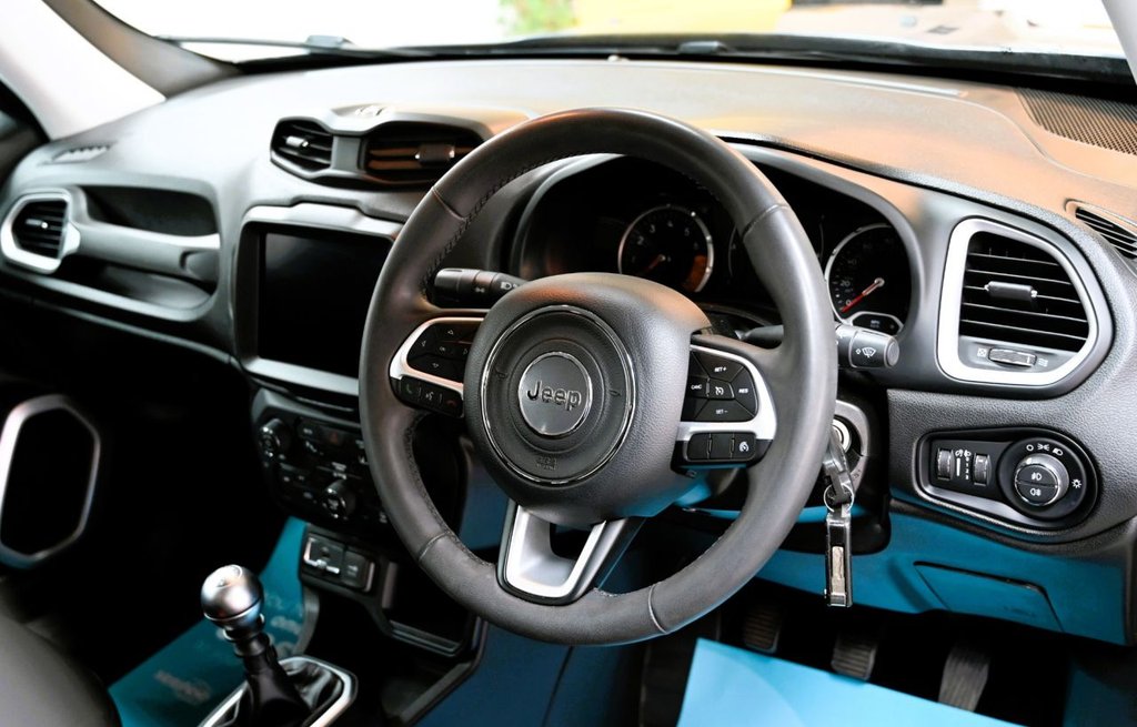 Used Jeep Renegade 2021 for sale - 77841383: Photo 23