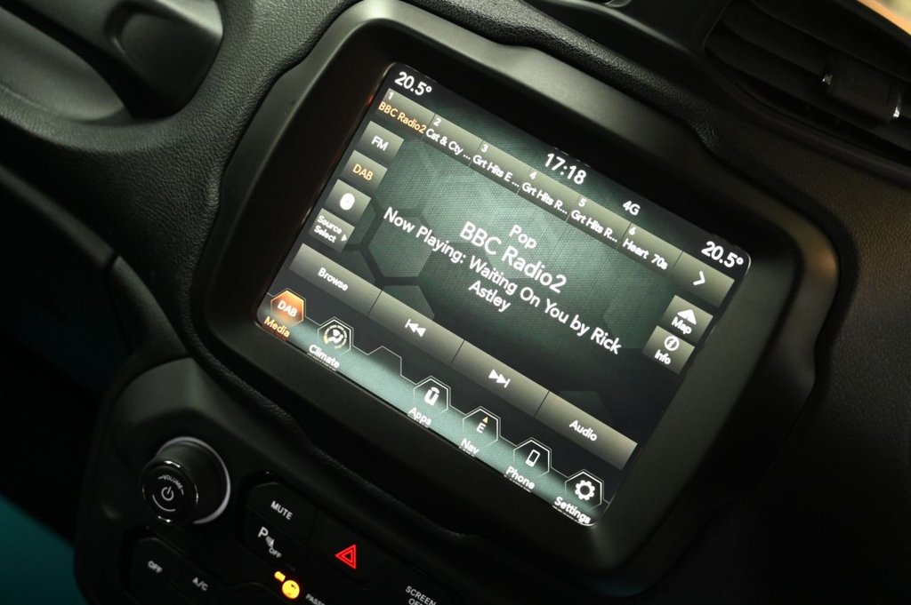 Used Jeep Renegade 2021 for sale - 77841383: Photo 27