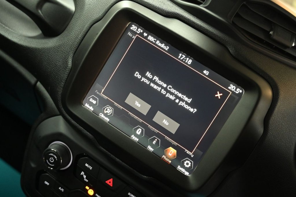 Used Jeep Renegade 2021 for sale - 77841383: Photo 29