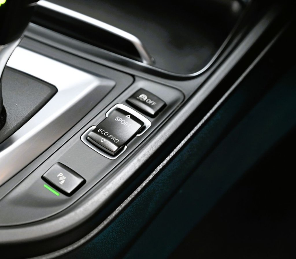 Used BMW 3 Series 2017 for sale - 76977513: Photo 31