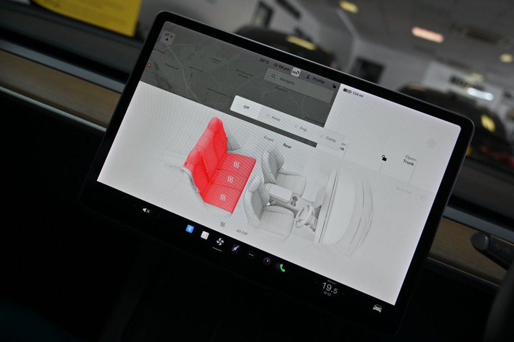 Used Tesla Model 3 2021 for sale - 76586669: Photo 14