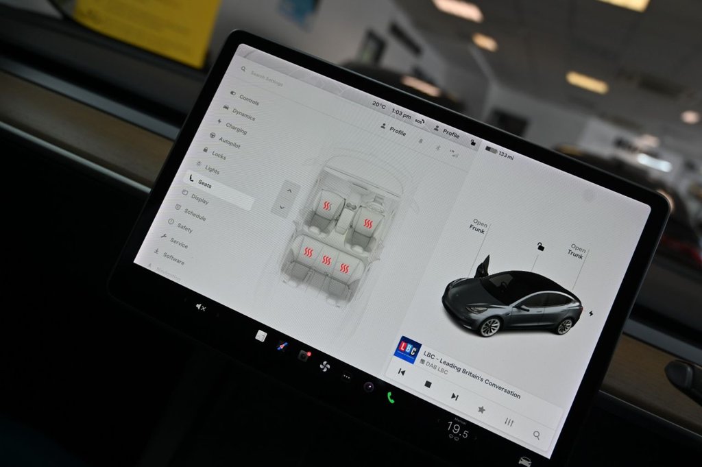 Used Tesla Model 3 2021 for sale - 76586669: Photo 21