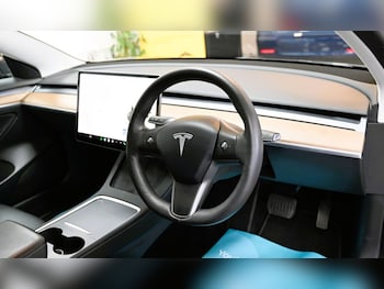 Used Tesla Model 3 2021 for sale - 76586669: Photo