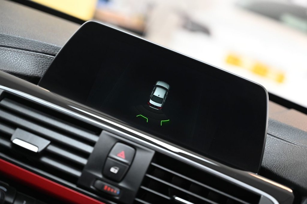 Used BMW 3 Series 2017 for sale - 77779990: Photo 16