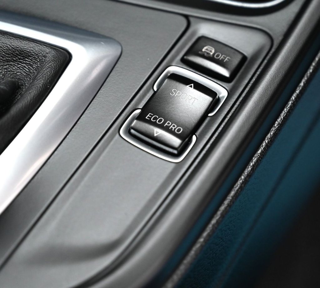 Used BMW 3 Series 2017 for sale - 77779990: Photo 17