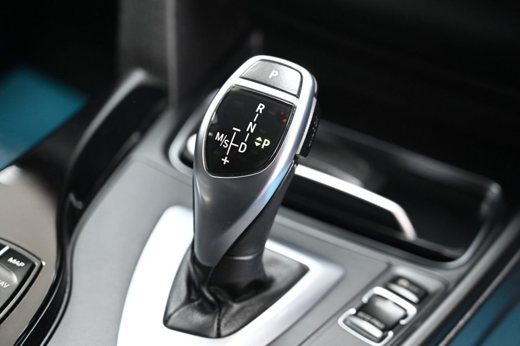 Used BMW 3 Series 2017 for sale - 77779990: Photo 18