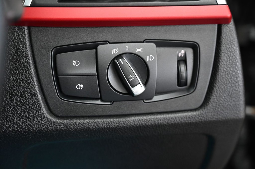 Used BMW 3 Series 2017 for sale - 77779990: Photo 24