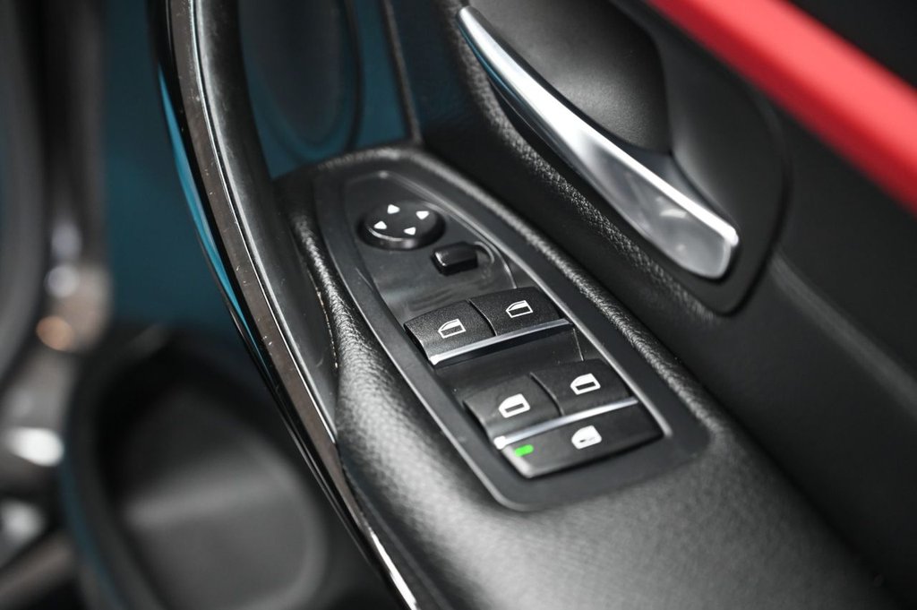 Used BMW 3 Series 2017 for sale - 77779990: Photo 25