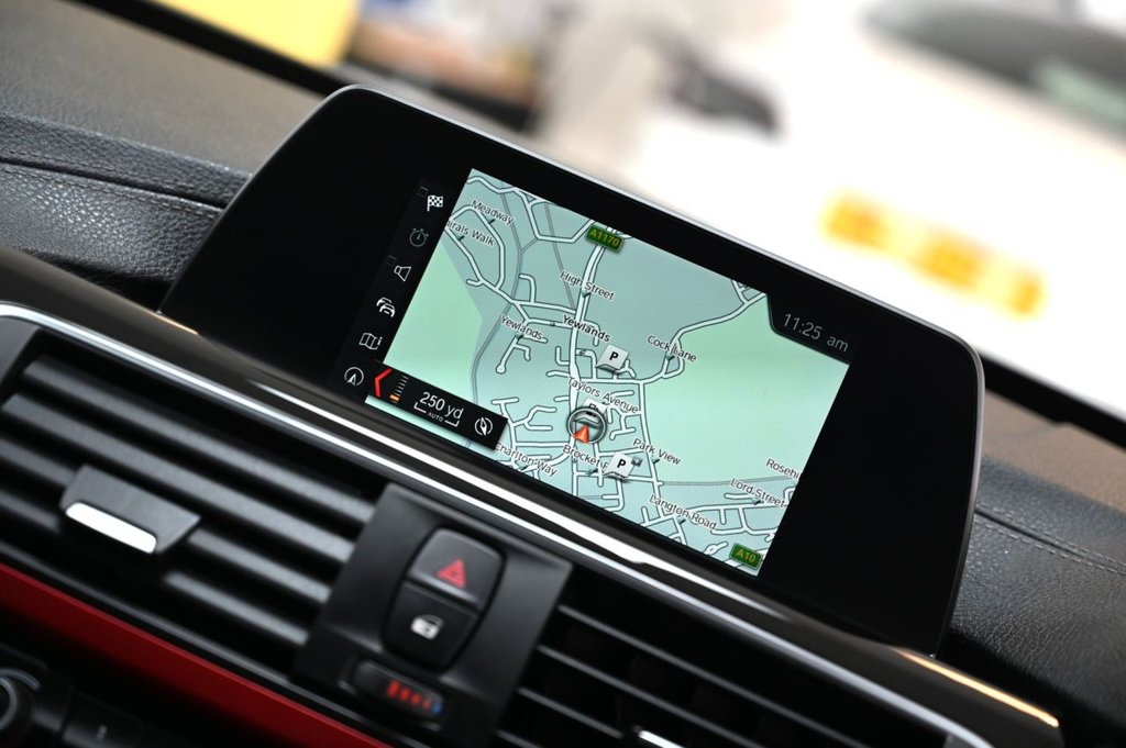 Used BMW 3 Series 2017 for sale - 77779990: Photo 6