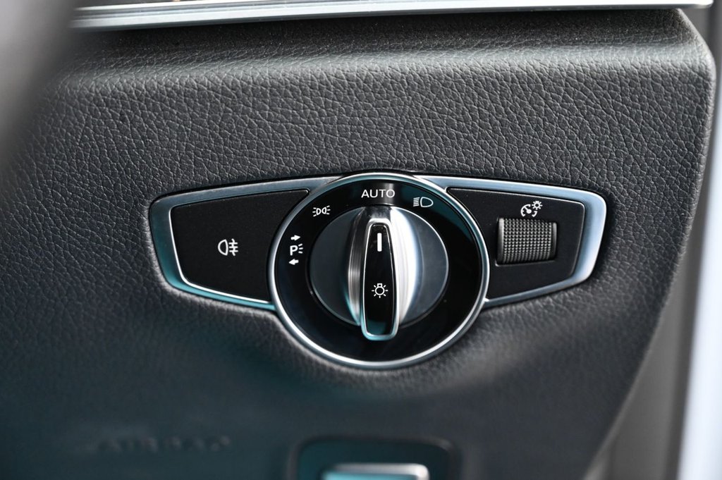 Used Mercedes-Benz E Class 2017 for sale - 76586609: Photo 18