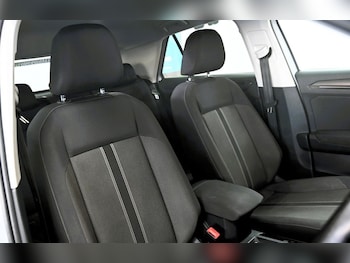 Used Volkswagen T-Roc 2018 for sale - 79226803: Photo