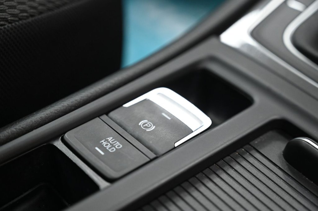 Used Volkswagen Golf 2017 for sale - 76139881: Photo 15