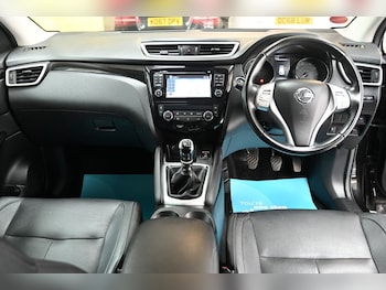 Used Nissan Qashqai 2016 for sale - 78955603: Photo